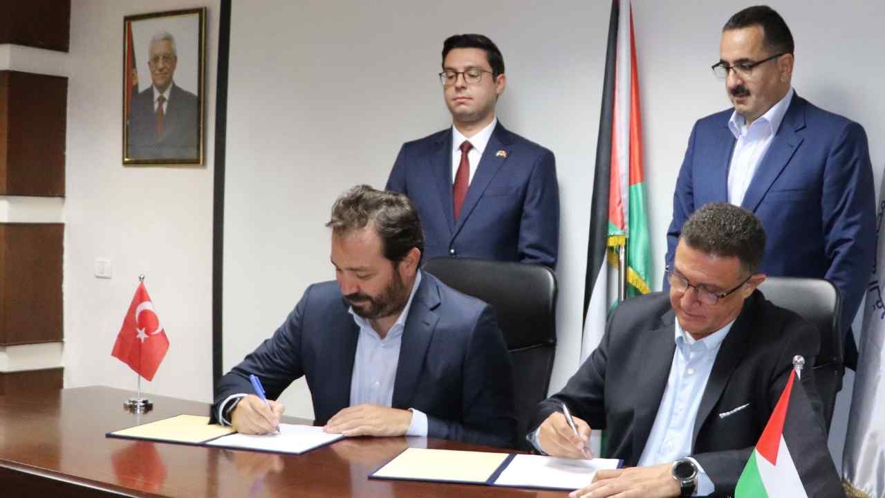  فلسطين: شركة تركية تحصل على مشروع محطة طاقة شمسية بقدرة 1.8 ميجاواط في أريحا