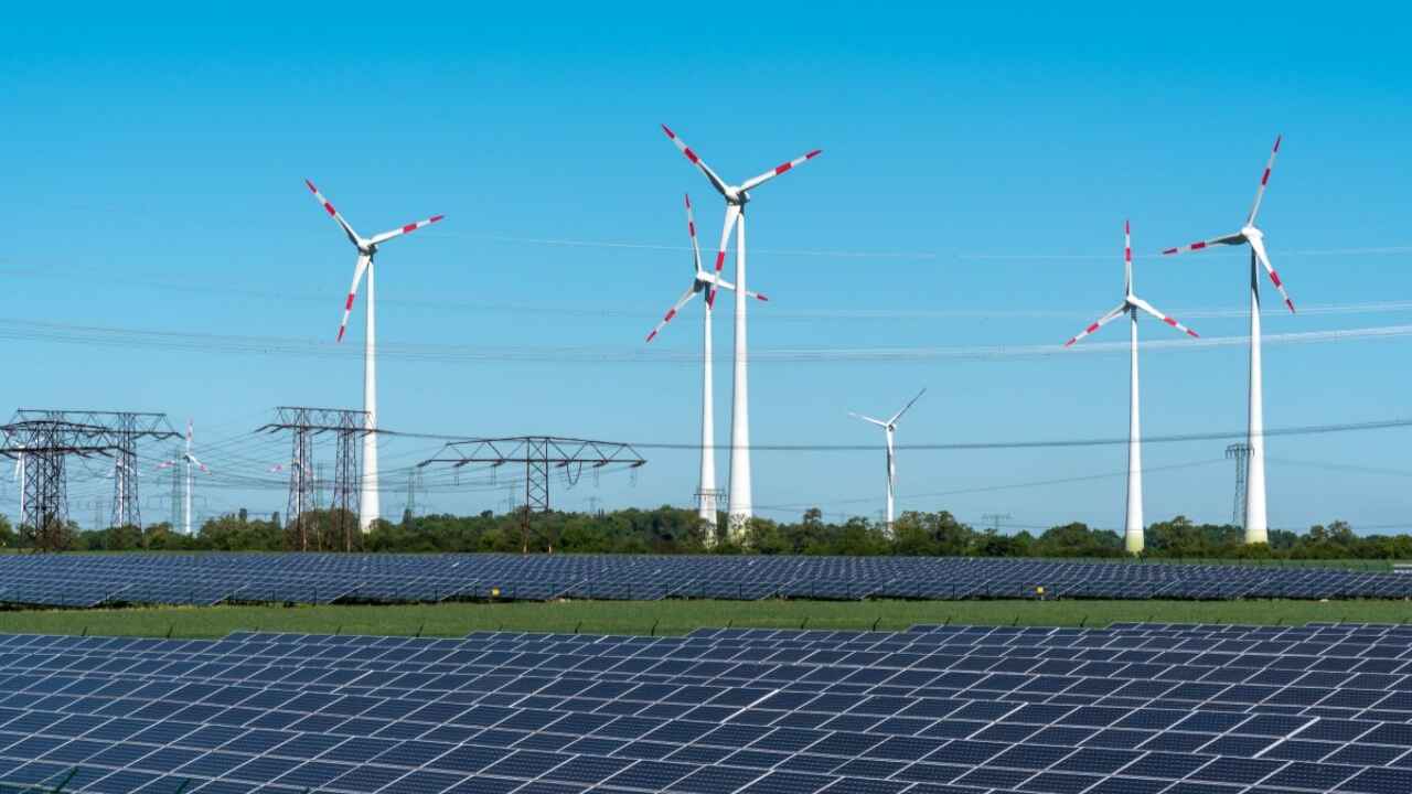  تأثير ربط محطات الطاقة المتجددة على استقرار الشبكة الكهربائية