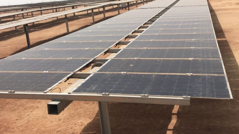 التشغيل التجاري ل 195 ميجاواط لعدة شركات في مجمع بنبان للطاقة الشمسية في مصر