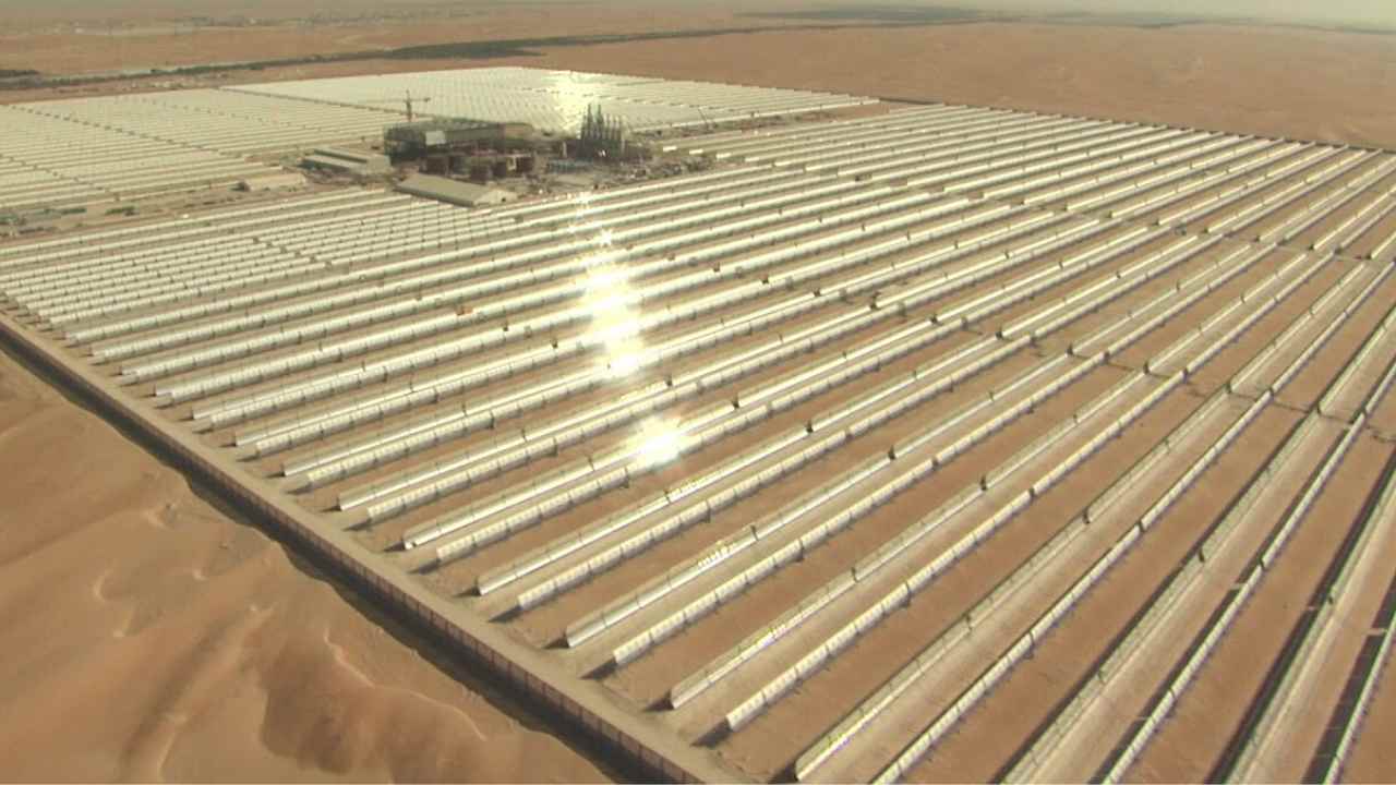  الامارات: حريق في محطة شمس 1 للطاقة الشمسية المركزة CSP في أبو ظبي