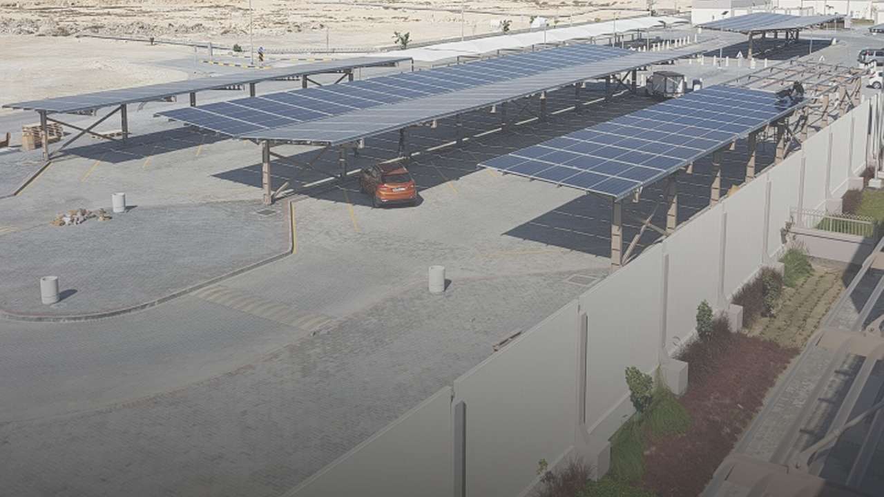 البحرين: تشغيل نظام طاقة شمسية كهروضوئية في أكبر مدرسة حكومية في البحرين