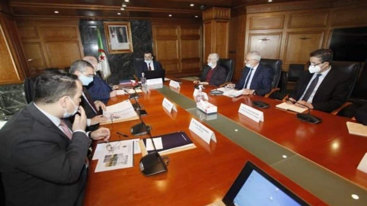  الجزائر: إنشاء شركة مشتركة للطاقات المتجددة بين شركة سوناطراك وشركة سونلغاز