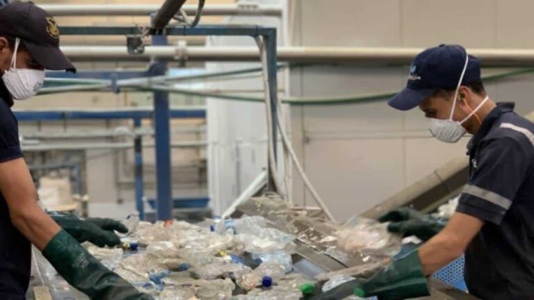 صناعة إعادة تدوير البلاستيك المصرية
