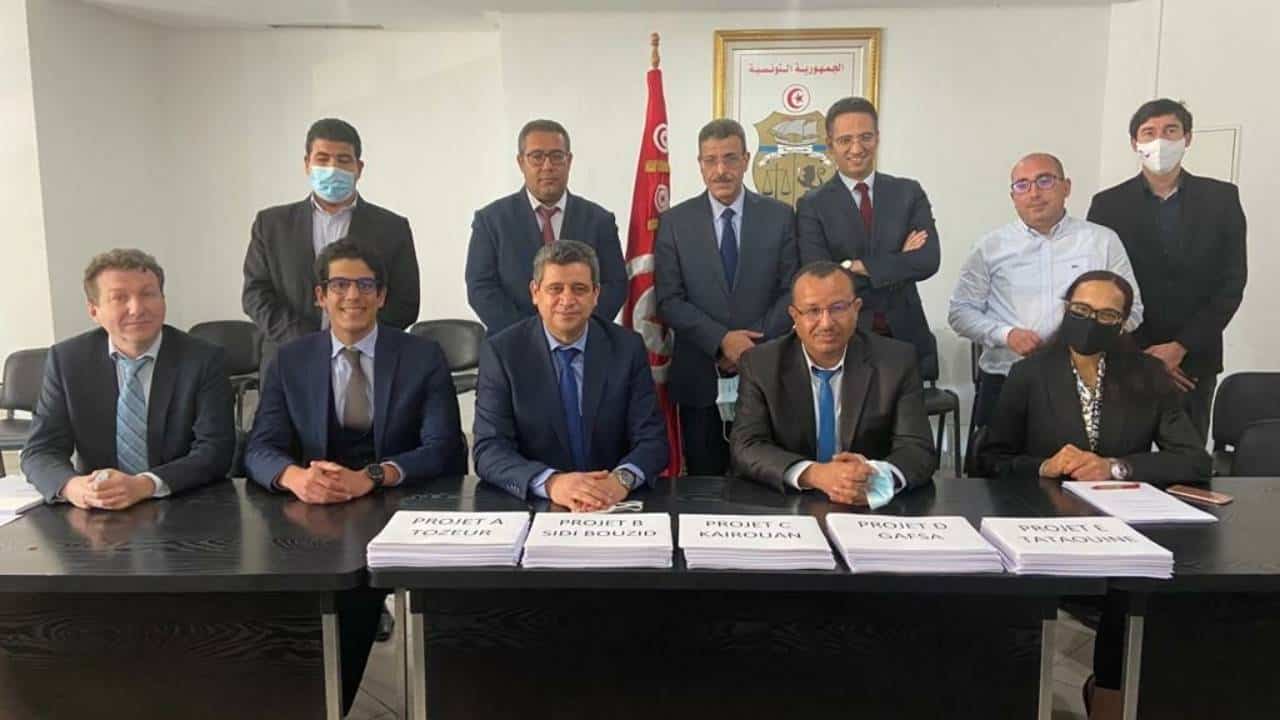  تونس: توقيع اتفاقيات امتياز لـ 500 ميجاواط من مشاريع طاقة شمسية كهروضوئية