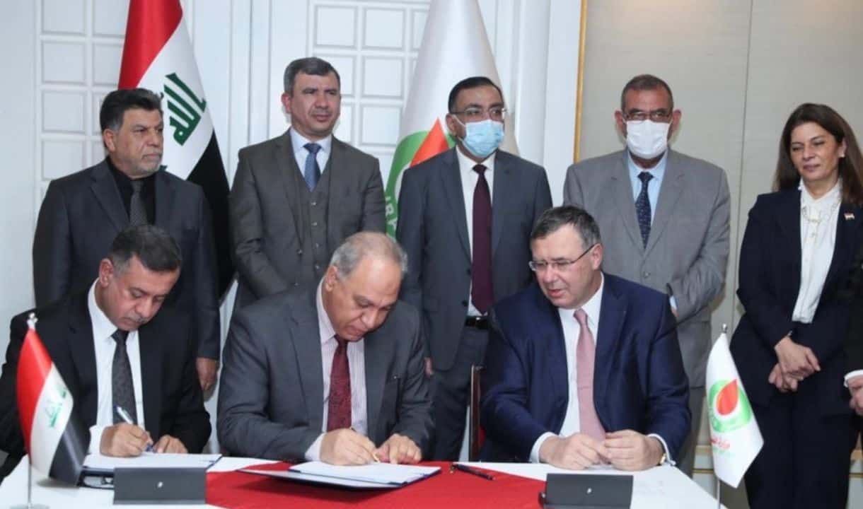  العراق: وزارة النفط توقع اتفاقية مبادئ مع شركة توتال الفرنسية لتطوير مجموعة مشاريع طاقة شمسية باستطاعة 1 ميجاواط