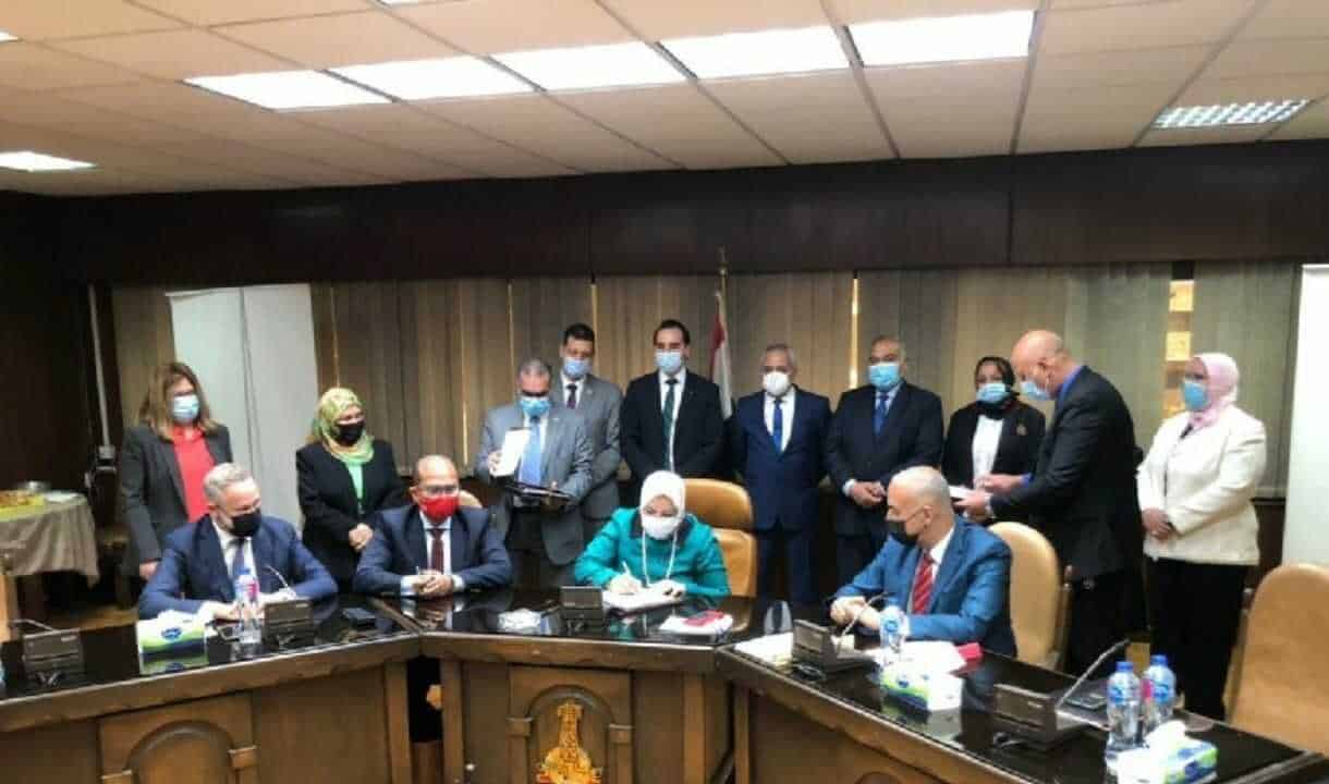  مصر: أكوا باور توقع مع الحكومة المصرية الاتفاقيات النهائية لمشروع محطة كوم أمبو باستطاعة 200 ميجاواط