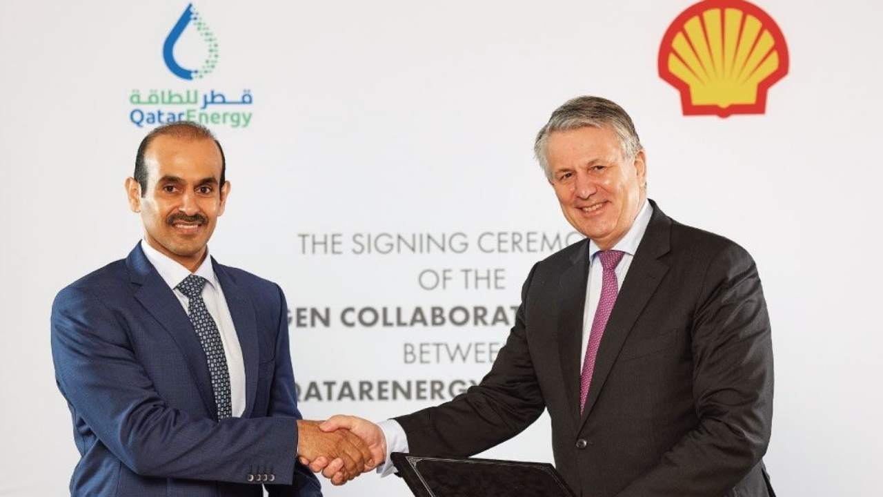  المملكة المتحدة: «قطر للطاقة» و «رويال داتش شل» توقعان اتفاقية لمتابعة الاستثمارات في حلول الهيدروجين الأزرق والأخضر في المملكة المتحدة