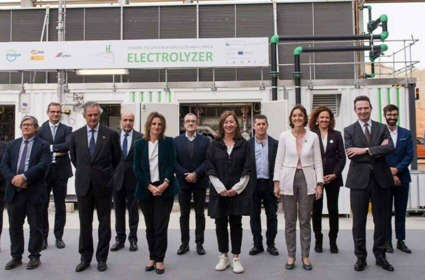  اسبانيا: افتتاح أول منشأة لإنتاج الهيدروجين الأخضر في مايوركا بسعة إنتاجية 300 طن من الهيدروجين الأخضر سنوياً
