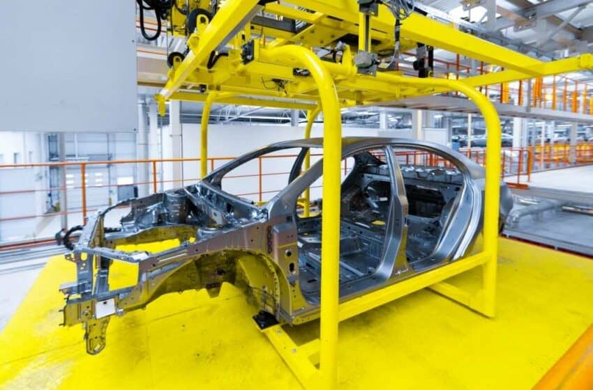  سلوفاكيا: شركة فولفو تكشف عن خطتها لبناء مصنع جديد للسيارات الكهربائية فقط بقدرة إنتاجية 250 ألف سيارة سنوياً