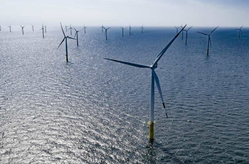  فرنسا: عطاءات لتطوير 500 ميجاواط من مزارع الرياح البحرية العائمة تقدمها توتال إنرجيز، كوريو جينيريشن والقير