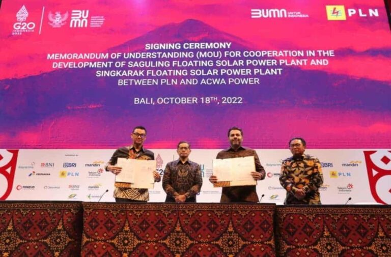 طاقة شمسية عائمة إندونيسيا