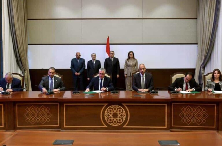 توقيع اتفاقية بين فولتاليا وطاقة عربية والحكومة المصرية لإنشاء مصنع للهيدورجين الأخضر