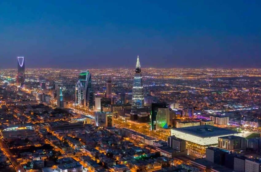  السعودية: صن غرو توقع اتفاقية توزيع للعواكس الكهروضوئية مع شركة البابطين ليبلانك في المملكة