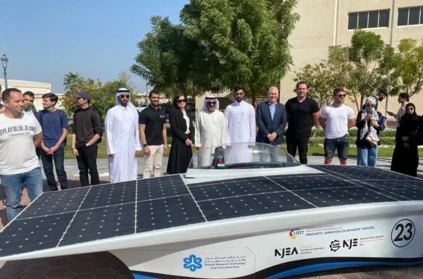  الإمارات: مجمع الشارقة للبحوث والتكنولوجيا والابتكار يختبر تشغيل سيارة كهربائية شمسية