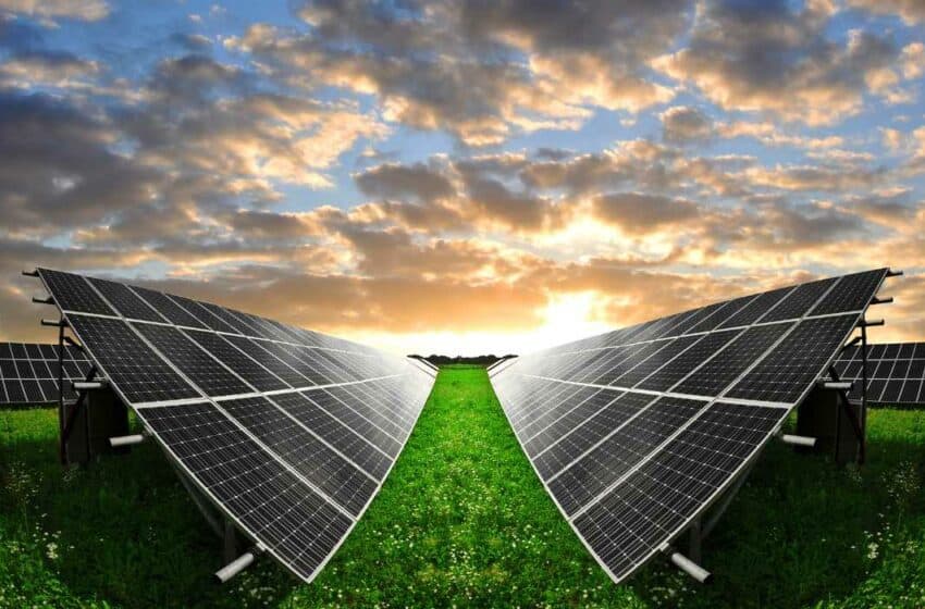  توقيع عقد عطاء مشروع الطاقة الشمسية