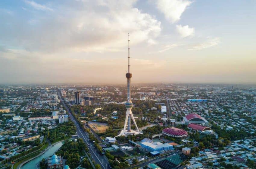  أوزبكستان تتفق مع الصين على بناء 11 محطة طاقة شمسية ورياح