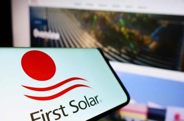 أعلنت شركة فيرست سولار (First Solar) لتكنولوجيا الطاقة الشمسية في الولايات المتحدة، انخفاض مبيعاتها 454 مليون في الربع الأول من 2023