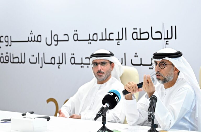 سهيل بن محمد المزروعي وزير الطاقة والبنية التحتية في دولة الإمارات،
