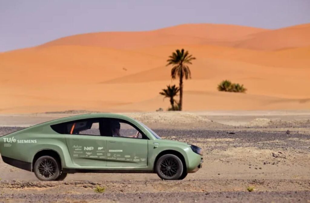 السيارة الكهربائية قطعت أكثر من ألف كيلومتر من شمال المغرب إلى جنوبه  