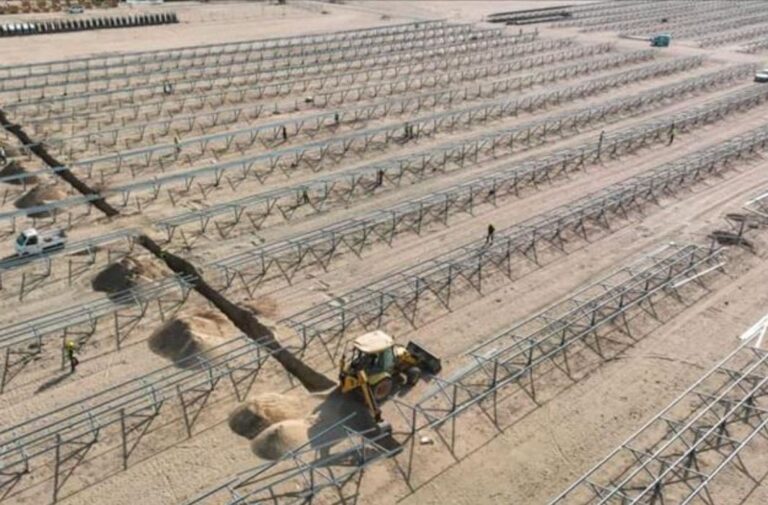 محطة الطاقة الشمسية في عدن المصدر: عدن تايم