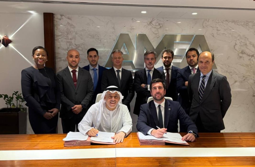 "كوكس" الإسبانية و"آميا باور" الإماراتية تطلقان تحالفًا جديدًا لتطوير مشاريع المياه والطاقة