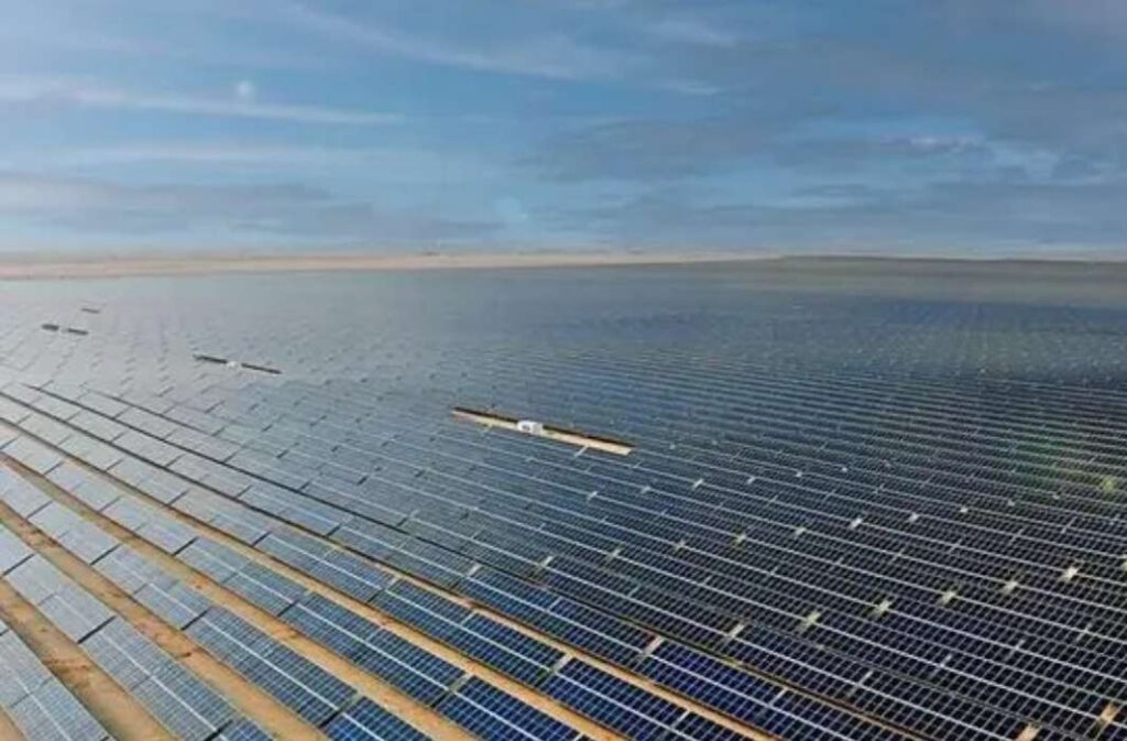 مشروع رابغ 2 للطاقة الشمسية يحقق الإغلاق المالي بتمويل 825 مليون ريال / مصدر الصورة: شركة الجميح للطاقة والمياه