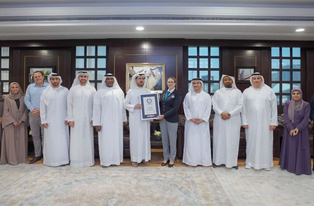 مجمع محمد بن راشد آل مكتوم للطاقة الشمسية يسجل رقماً عالمياً جديداً في "غينيس للأرقام القياسية" العالمية