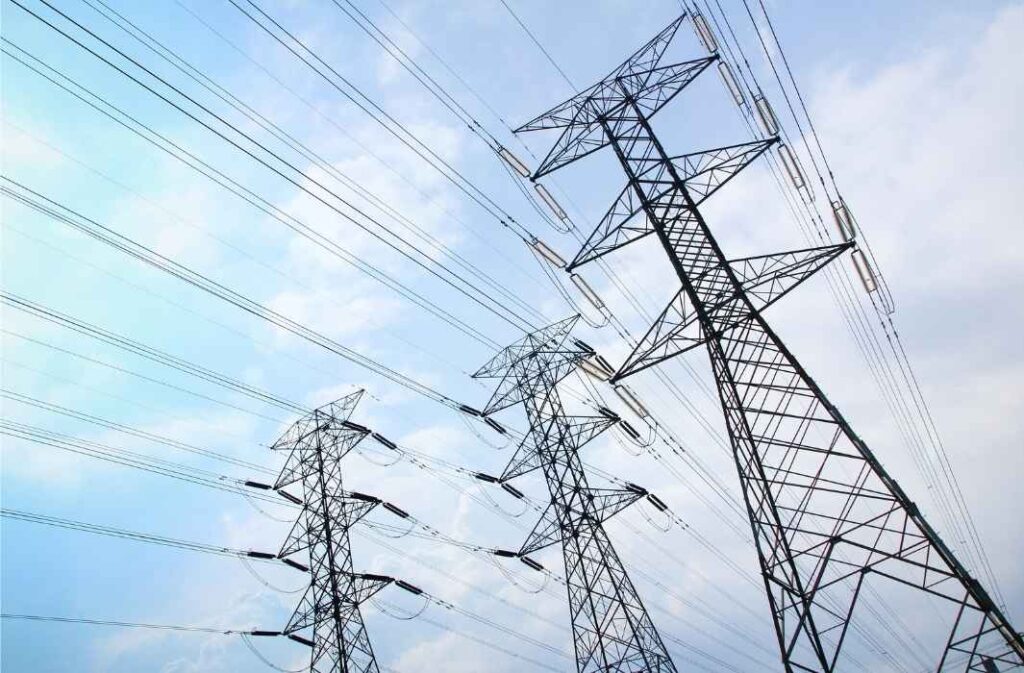 شريان كهربائي وأنابيب غاز.. الأردن يعيد نبض الطاقة إلى سوريا بخبرات متجددة