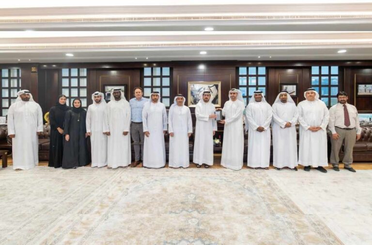 هيئة كهرباء ومياه دبي أول مؤسسة خدماتية في المنطقة تفوز بجائزة البنية التحتية للطاقة ضمن جوائز بلاتس العالمية للطاقة