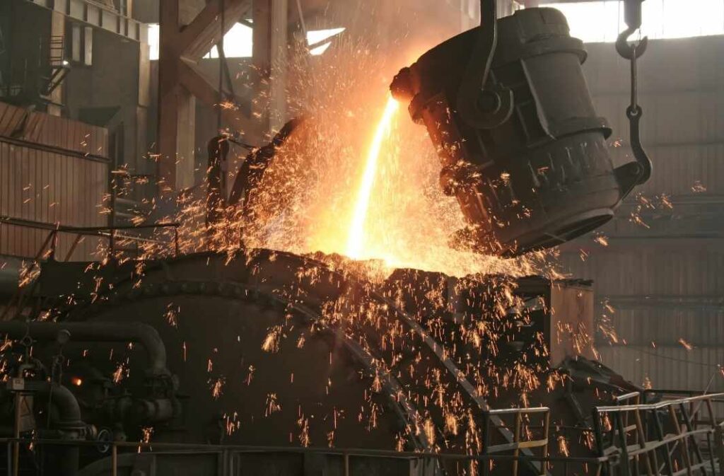 بشراكة سنغافورية… عُمان تقتحم سباق "الصلب الأخضر" بمصنع عملاق في الدقم