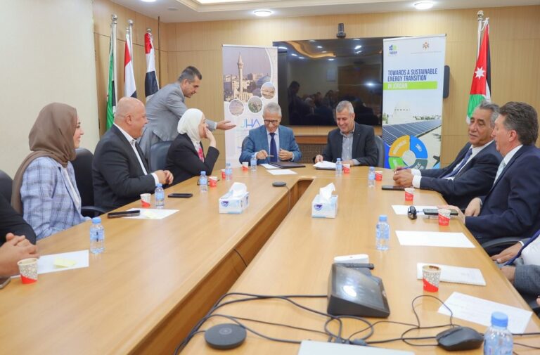 الأردن يدعم قطاعه الفندقي لتنفيذ برنامج شامل لترشيد وكفاءة الطاقة توقيع اتفاقية لرفع كفاءة الطاقة وترشيد استهلاك القطاع الفندقي في الأردن