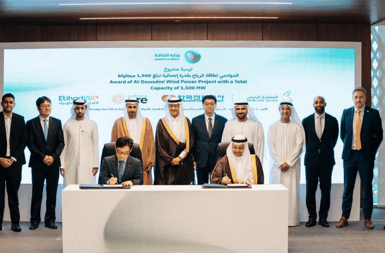 “المشتري الرئيس” ترسي 5 مشاريع للطاقة المتجددة في السعودية باستطاعة 4500 ميجاواط "المشتري الرئيس" ترسي 5 مشاريع للطاقة المتجددة