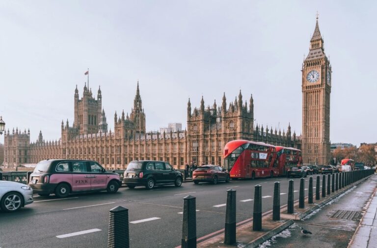 العاصمة البريطانية لندن