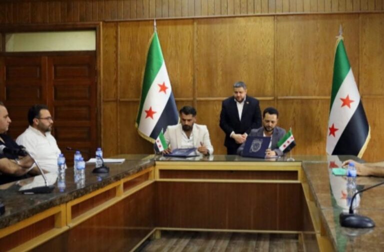 محافظة حماة السورية توقع عقداً لإنشاء محطة طاقة شمسية بمليون دولار
