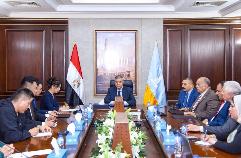 توقيع مذكرة تعاون لتحويل المخلفات إلى طاقة في الإسكندرية