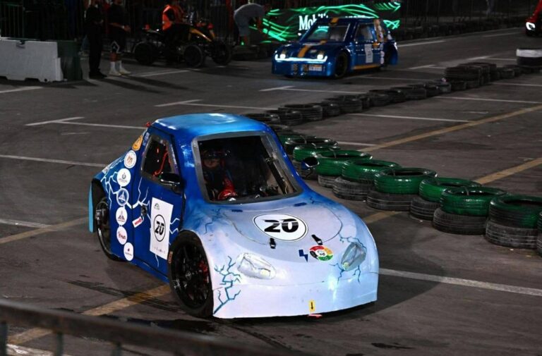 فريق من جامعة القاهرة الجديدة التكنولوجية ينجح بتصنيع سيارة كهربائية متكاملة جامعة القاهرة التكنولوجية تصنع سيارة كهربائية