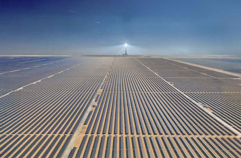 هيئة كهرباء ومياه دبي ترفع القدرة الإنتاجية لمجمع محمد بن راشد آل مكتوم للطاقة الشمسية بنسبة 60% بحلول عام 2030 مقارنة بالمخطط الأصلي