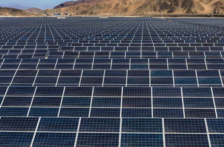 سوريا: 3 محطات شمسية جديدة باستطاعة 15 ميجاواط تدخل الخدمة