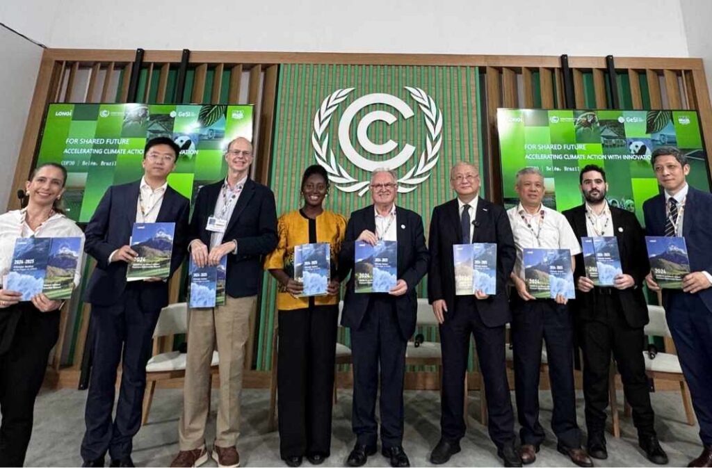 "لونجي" تُصدر الكتاب الأبيض الرابع للعمل المناخي، وتستهدف تحقيق صافي انبعاثات صفرية عبر كامل سلسلة القيمة بحلول عام 2050