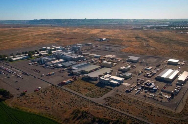 «الإمارات للطاقة النووية» و«فراماتوم» تنجزان تصنيع أولى حزم الوقود لمحطات براكة (منشأة «فراماتوم» المتطورة بمدينة ريتشلاند بالولايات المتحدة الأمريكية)