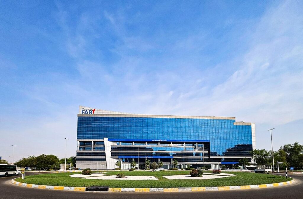 بنك أبوظبي الأول (وكالة أنباء الإمارات وام)