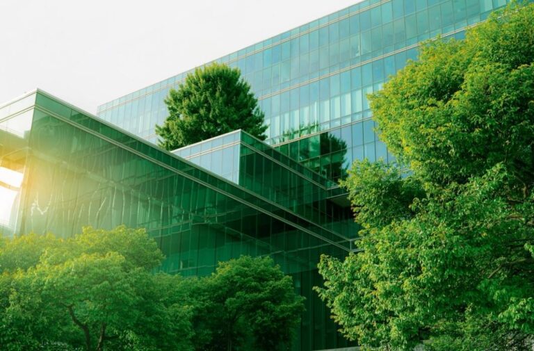 المباني الخضراء (تعبيرية)