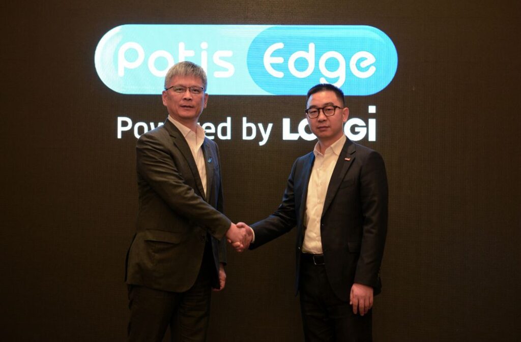 صورة من حفل إطلاق حلول تخزين الطاقة من لونجي