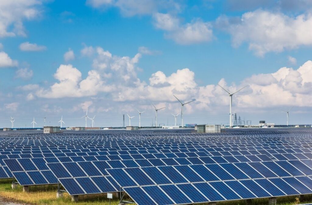 إنتاج الكهرباء بالطاقة المتجددة