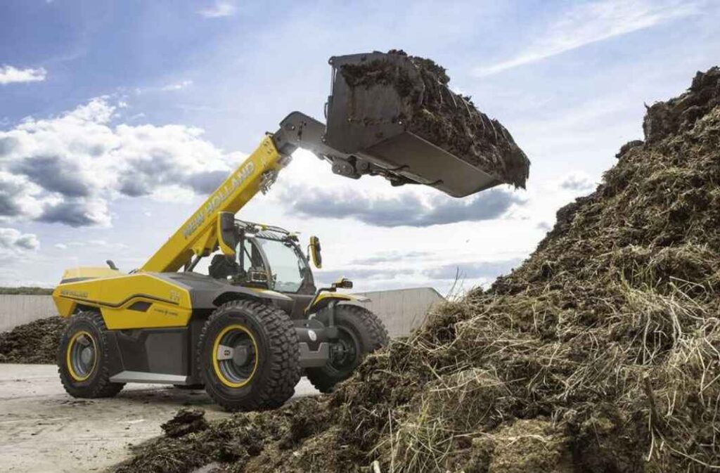 "نيو هولاند" تبتكر رافعة هجينة تحول نفايات المزارع إلى وقود وتخفض استهلاك الطاقة 70%