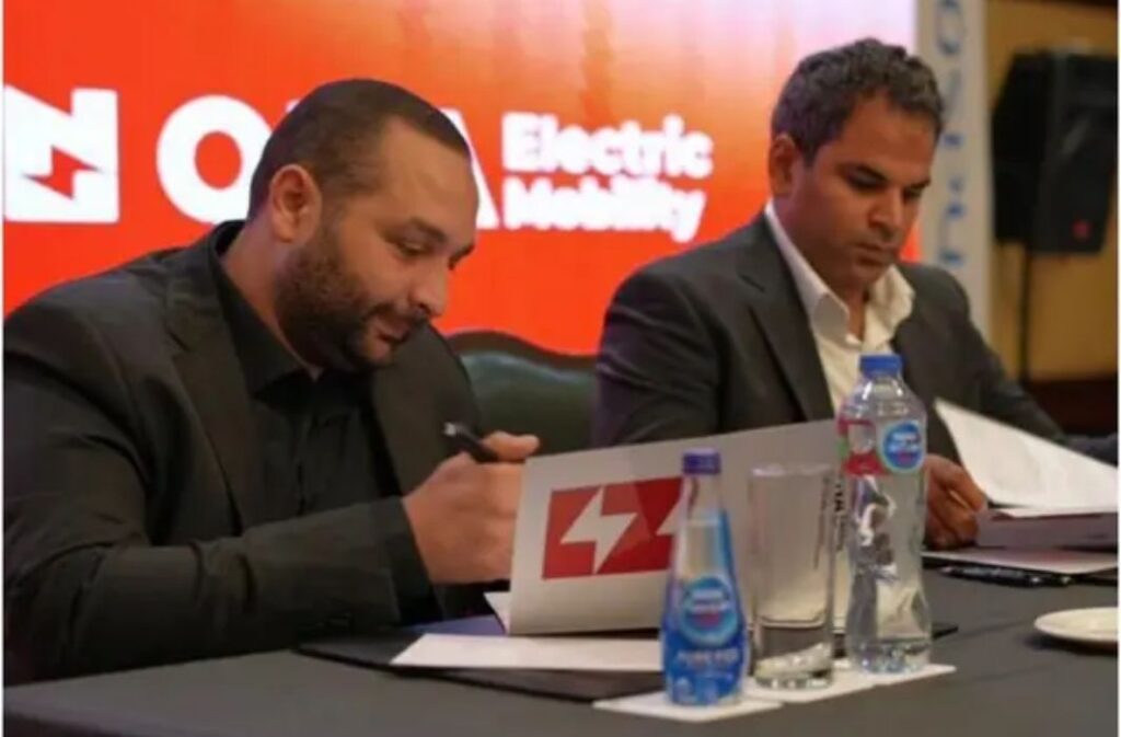 «أونا سولار» توقع عقداً لتزويد مطار القاهرة بالطاقة الشمسية وتتوسع في كينيا والسودان