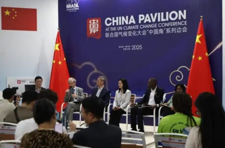 اختيار "هواصن" ضمن "الممارسات النموذجية للحياد الكربوني للشركات الصينية" في مؤتمر الأطراف (COP30): تسليط الضوء على دور تقنية (HJT) في تعزيز "صينٍ أكثر خضرة"