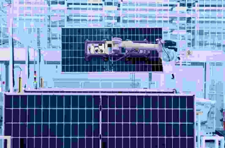 أسترونرجي تفوز بجميع قطاعات ألواح "TOPCon" ضمن مناقصة المشتريات لعام 2025 التابعة لمجموعة هندسة الطاقة الصينية (CEEC)