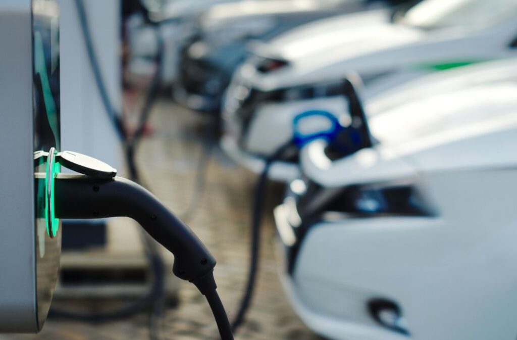 شاحن سيارة كهربائية