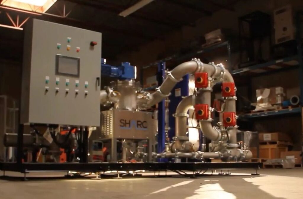 تستغل شركة SHARC مياه الصرف الصحي لتوفير التدفئة والتبريد للمنازل متعددة العائلات والمباني التجارية